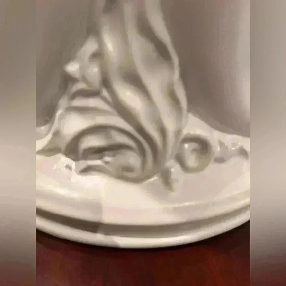 Vintage Tulip Vase with  Two Separate Stem Areas in White - Picture 5 of 10